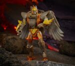 Transformers War for Cybertron: Kingdom Airazor