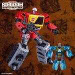 Transformers War for Cybertron: Kingdom Voyager Blaster